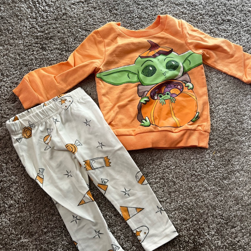 Orange Baby Yoda Sweatshirt and White Candy Pants Set